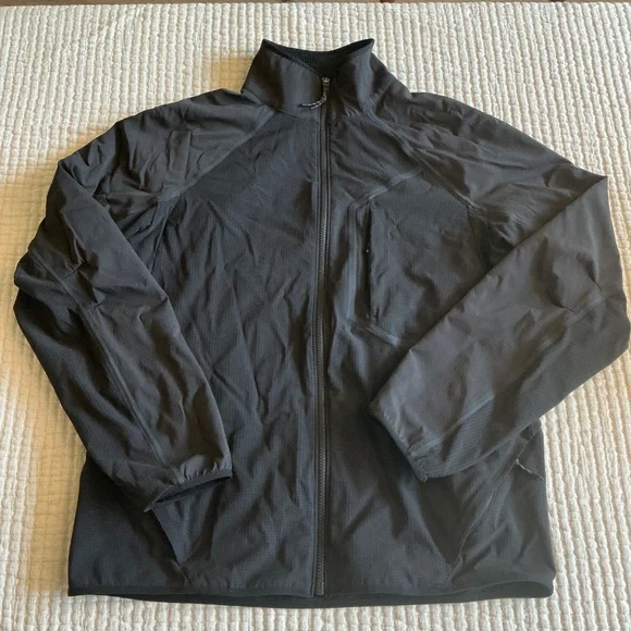 Lululemon Fleece Hiking Zip Up Jacket (Black, L)
